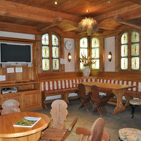 Hotel Tourist Вальтурнанш Экстерьер фото